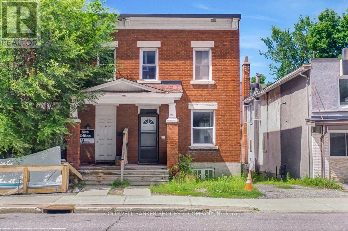 Property Photo: 85 Richmond Road ON K1Z 6V8