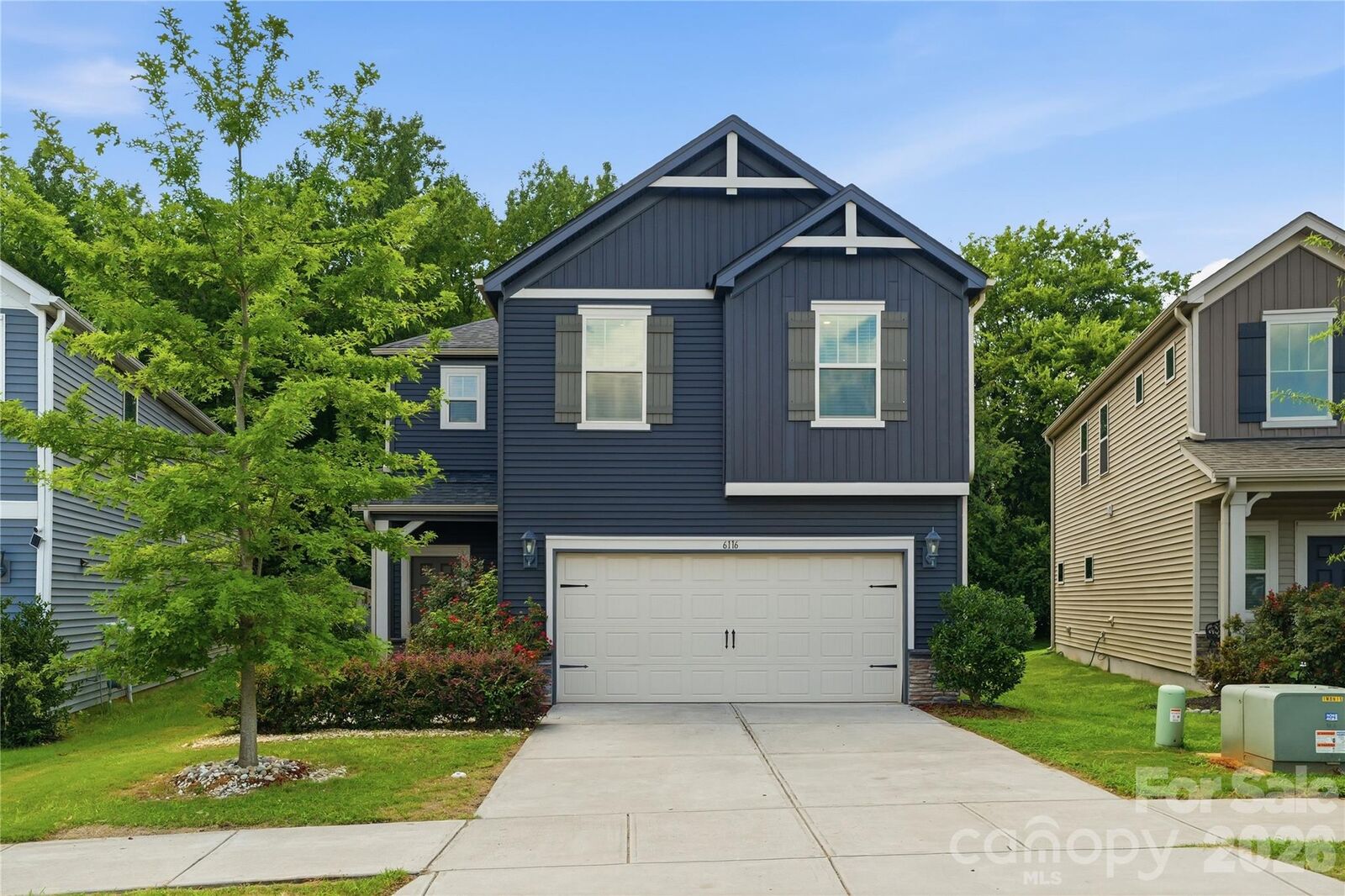 Property Photo: 6116 Hailstone Road NC 28215