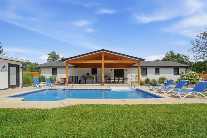 Property Photo: 1235 Day Circle E OH 45150