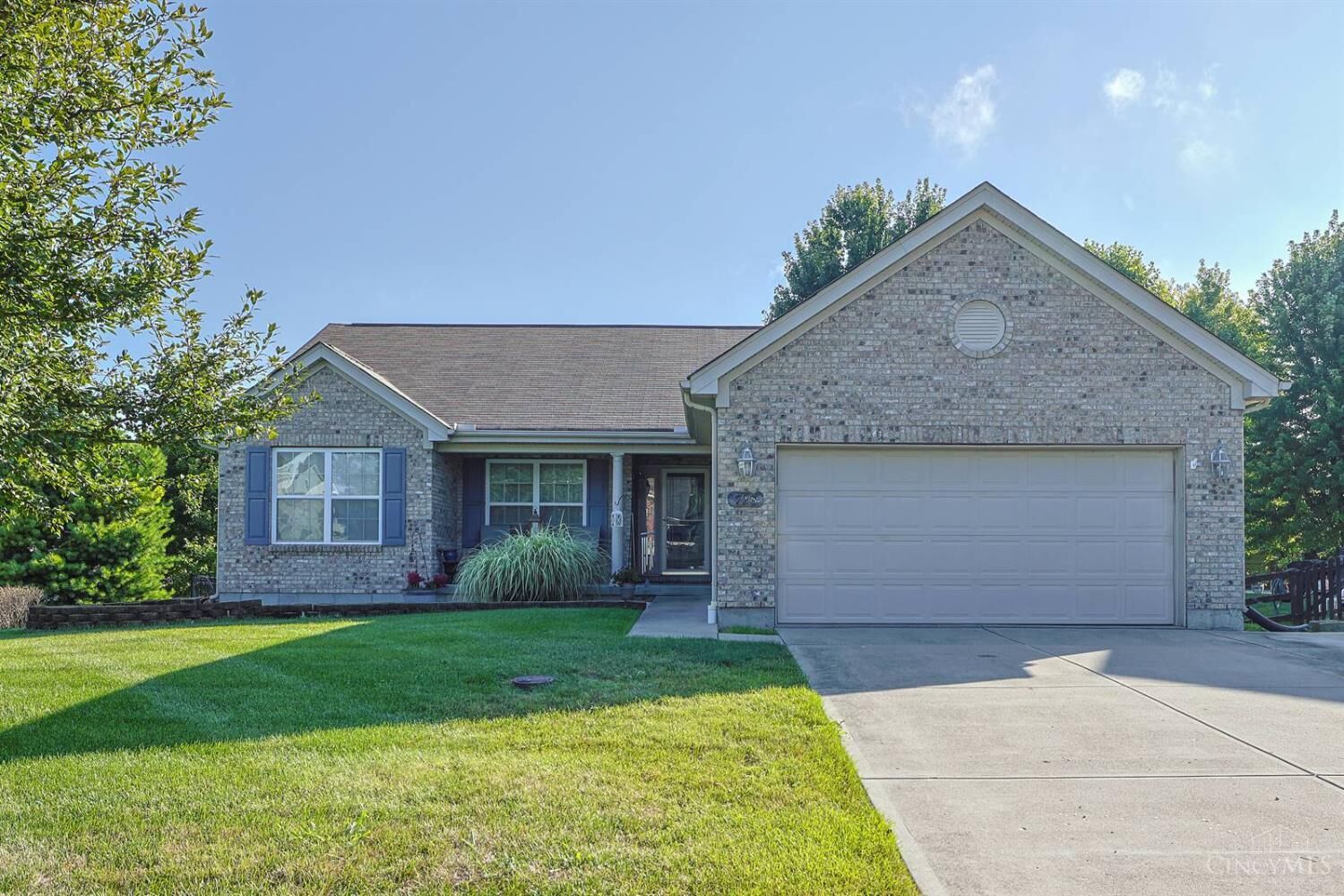 Property Photo:  728 Sonya Court  OH 45050 