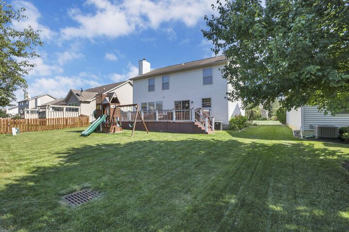 Property Photo:  572 Fields Meadow Drive  OH 43074 
