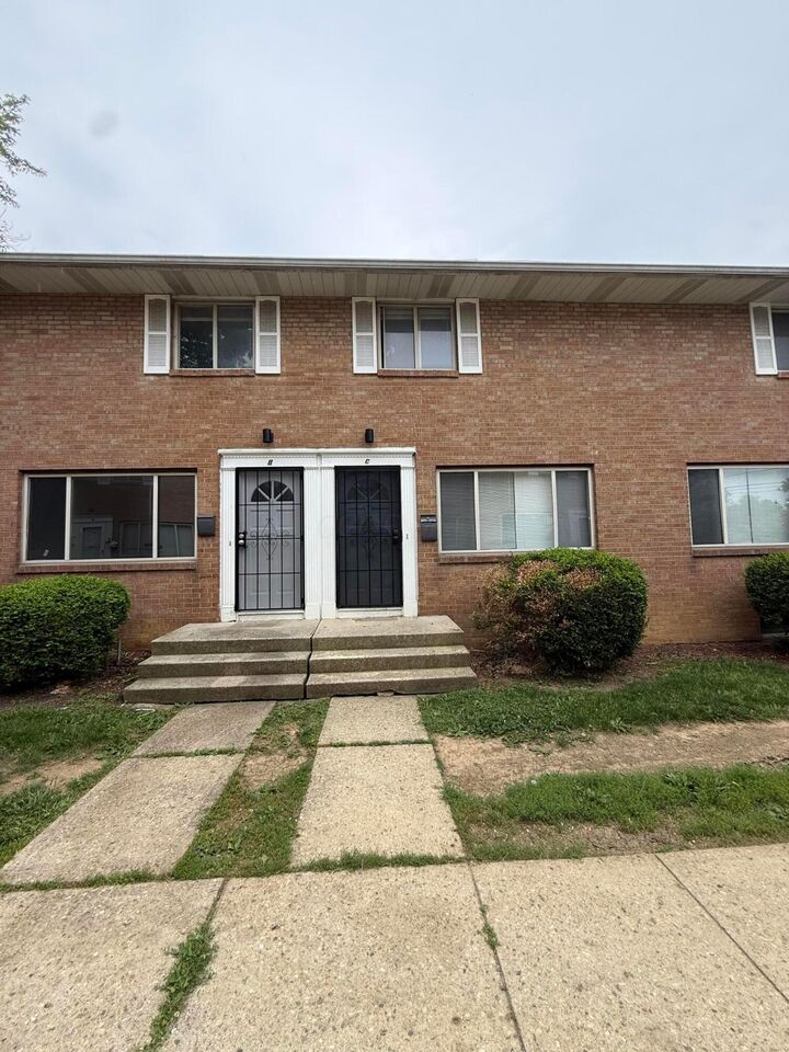 Property Photo: 1759 Lonsdale Road OH 43232