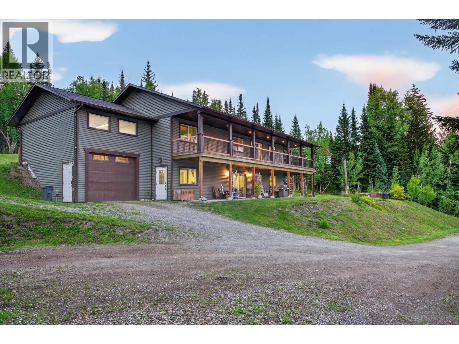 Property Photo: 2077 Sommerville Road BC V2N 6T6