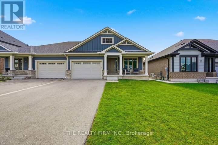 53 Ashberry Place — photo 1