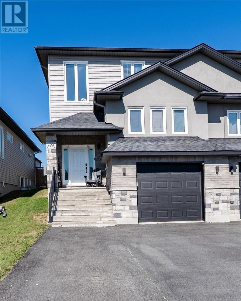 Property Photo:  69 Birmingham Drive  ON P3B 4A5 