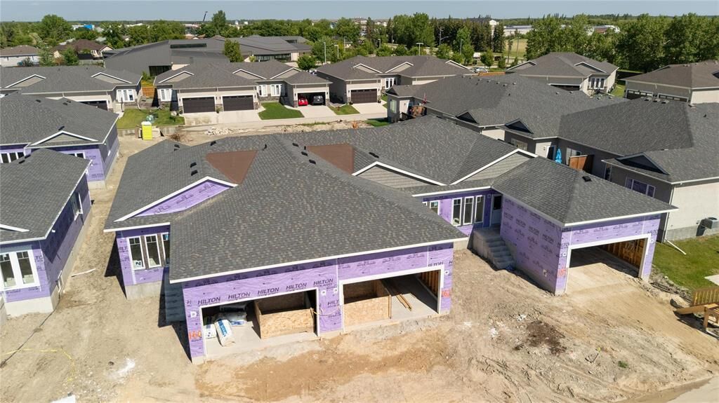Property Photo: 804 Manitoba Avenue MB R1A 2C9