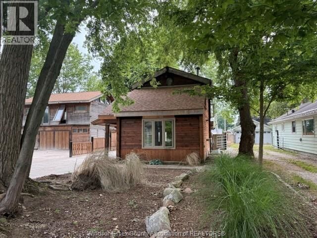 Property Photo:  145 Prado Avenue  ON N0R 1G0 