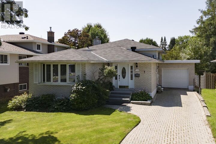 Property Photo:  110 Country Club Pl  ON P6A 6A3 
