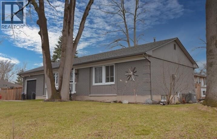 Property Photo:  830 Champlain Road  ON N7V 2E8 