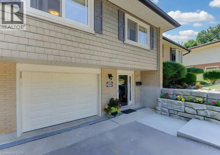 Property Photo:  518 Twin Oaks Crescent  ON N2L 4R8 