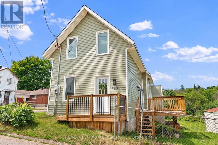 Property Photo:  480 Blank Street  ON K8A 4H1 