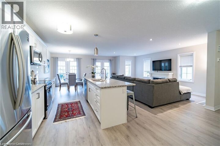 Property Photo:  115 South Creek Drive 2D  ON N2P 0H2 