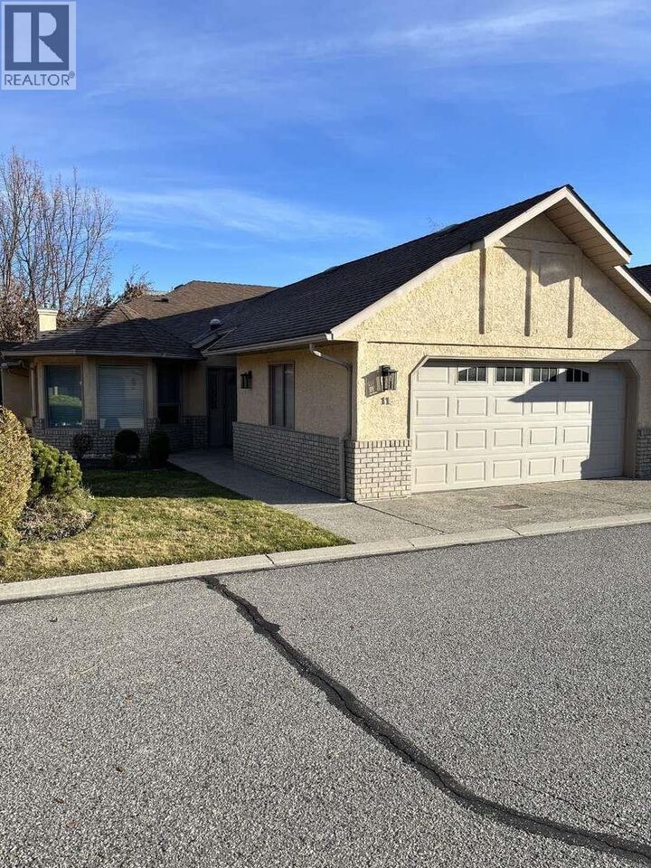 860 Lanfranco Road 11 — photo 1