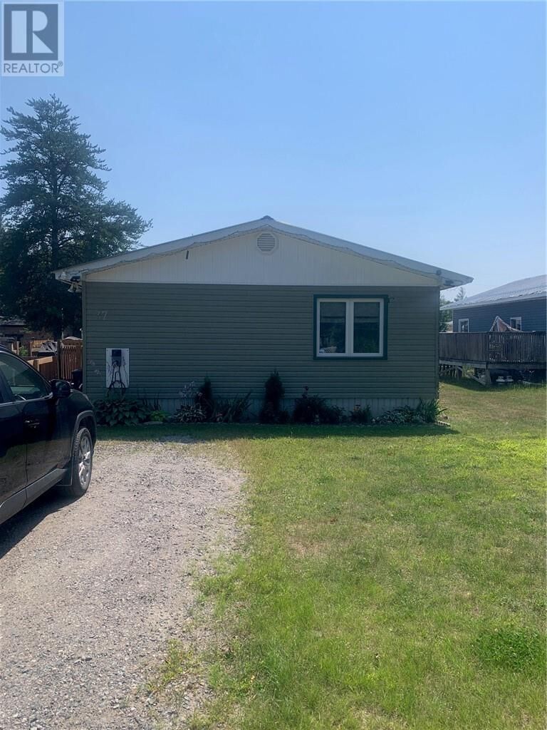Property Photo: 37-2300 Lee Valley Rd ON P5E 1N1