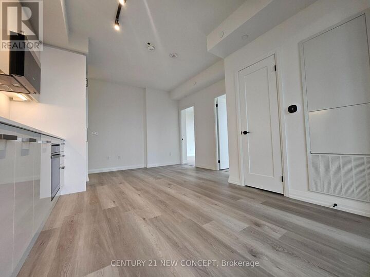 Property Photo: 280 Dundas Street West 2803 ON M5T 0E3
