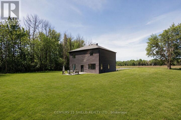 Property Photo: 5153 Archer Road ON K0C 1M0