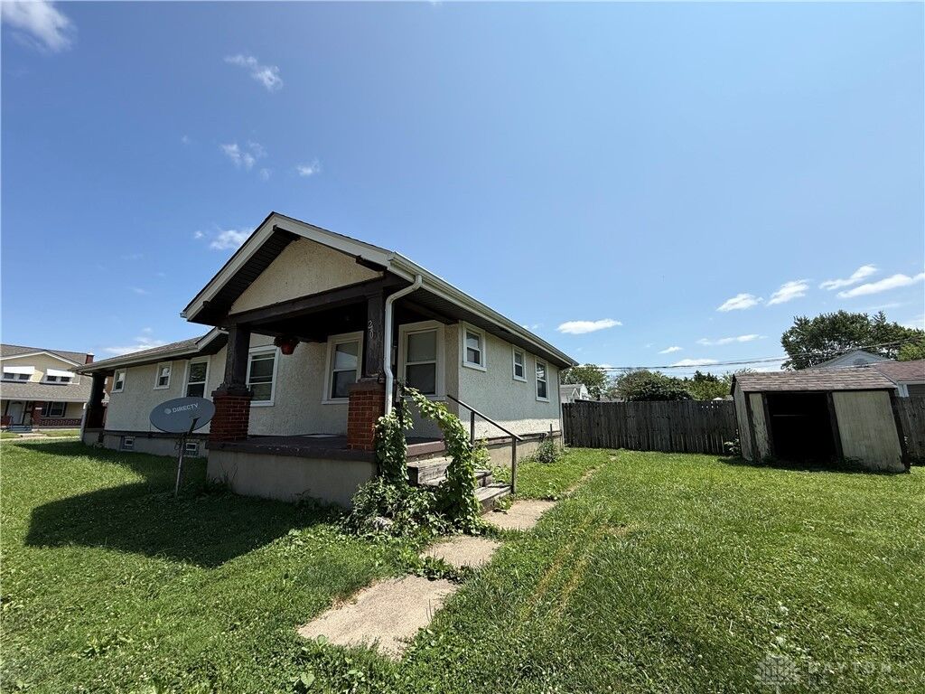 Property Photo:  2406 Glenarm Avenue  OH 45420 