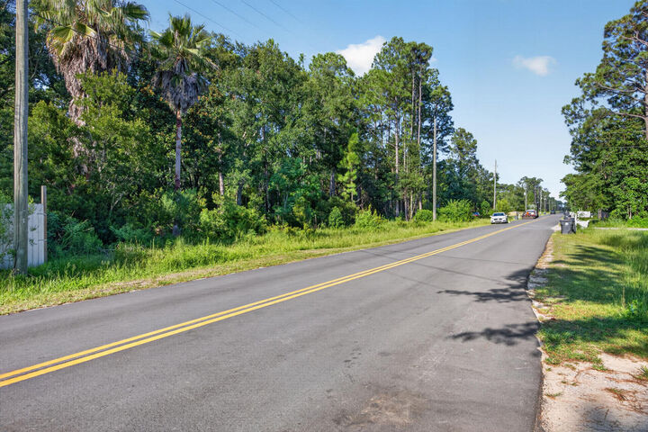 Property Photo:  365 E Nursery Road  FL 32459 