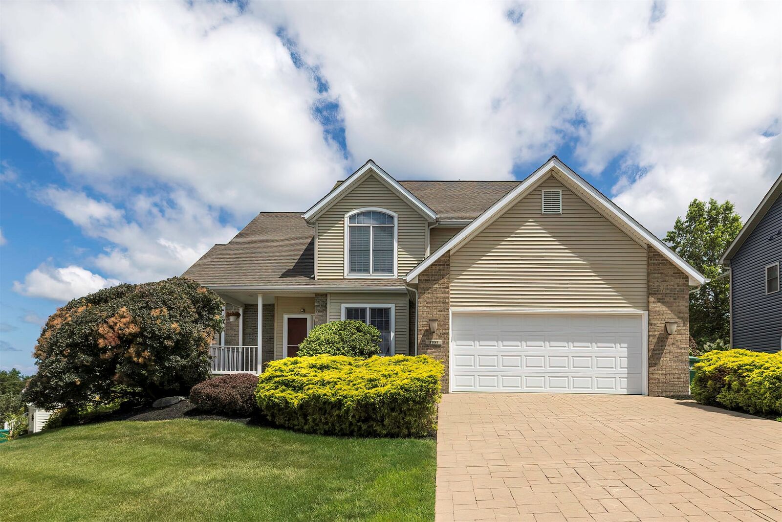 Property Photo: 3703 Harbor Ridge Trail PA 16510