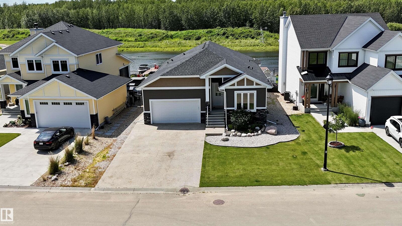 Property Photo: 3410 Ste. Anne Trail 20 AB T0E 0A1