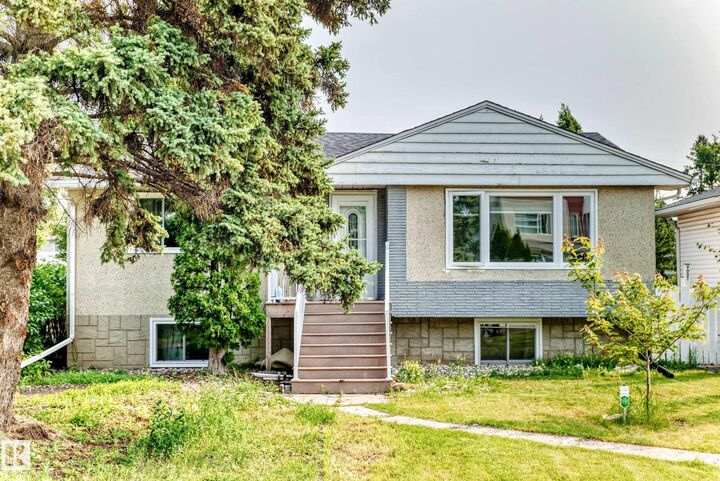 Property Photo:  9031 150 Street NW  AB T5R 1E8 