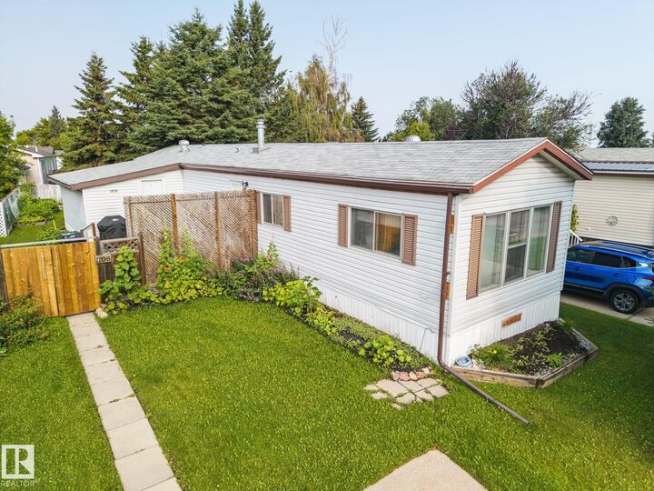 1106 Lake Vista Drive — photo 1
