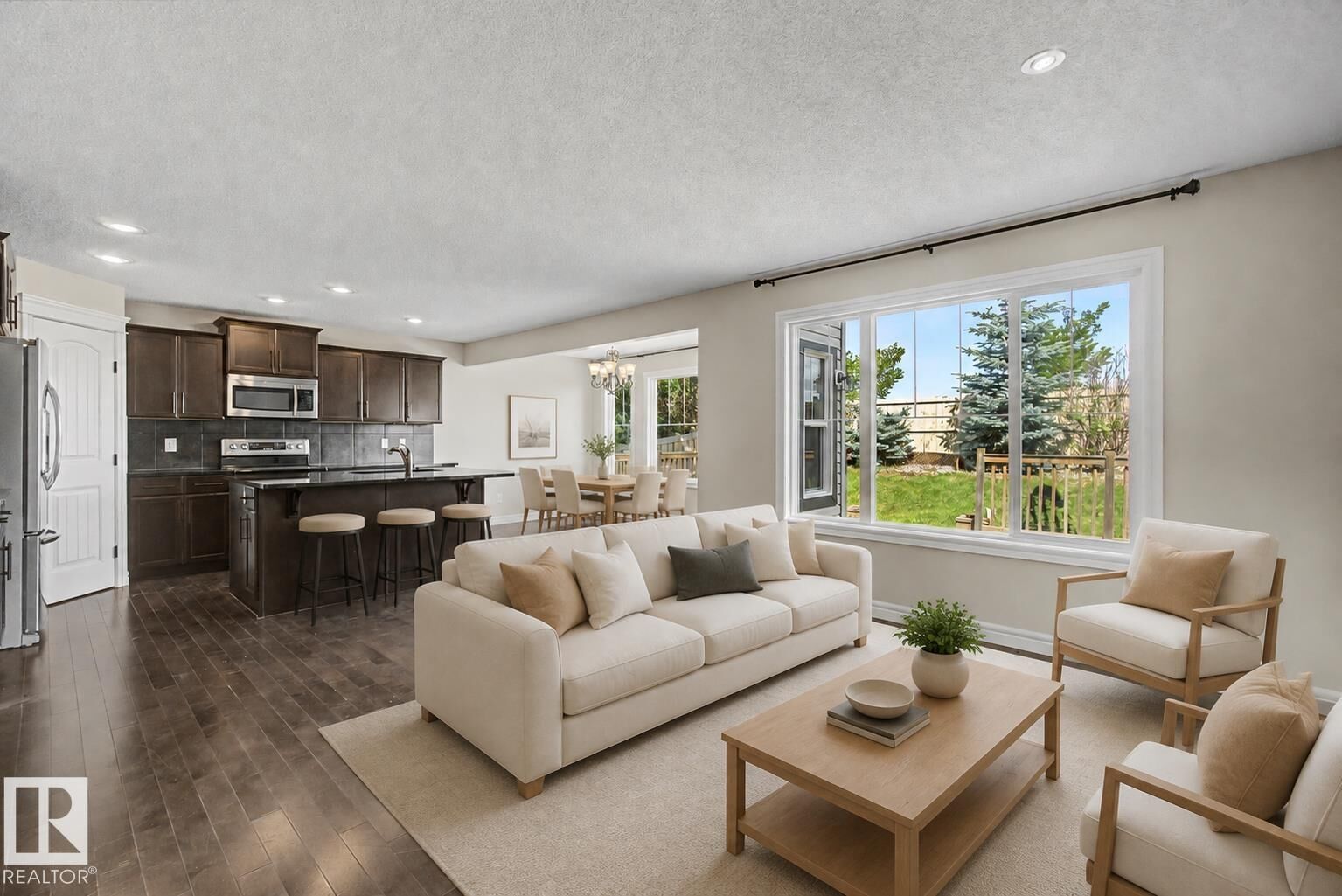 Property Photo:  15868 10 Avenue SW  AB T6W 2H2 
