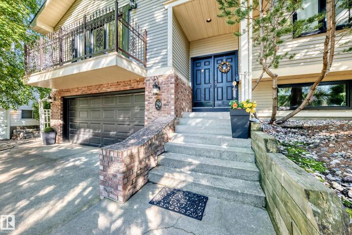 Property Photo:  29 Windermere Crescent  AB T8N 3P1 