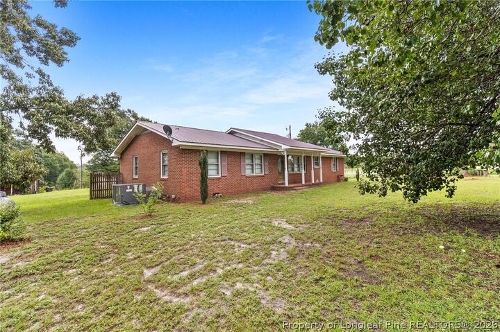 Property Photo:  423 Posey Farm Road  NC 28376 