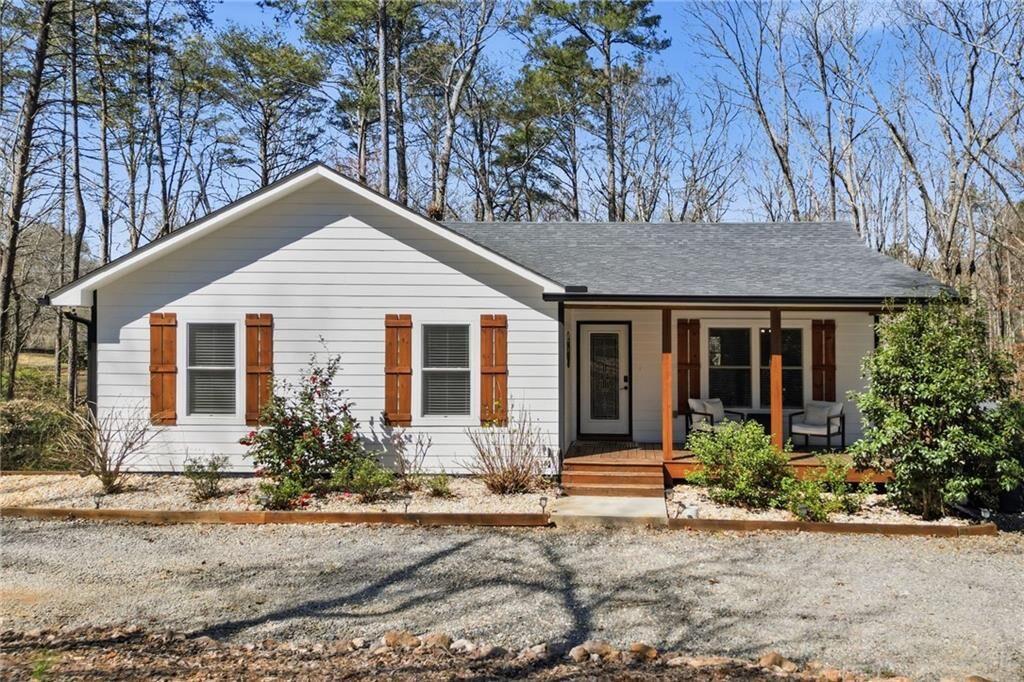 Property Photo: 137 Geneva Road GA 30114