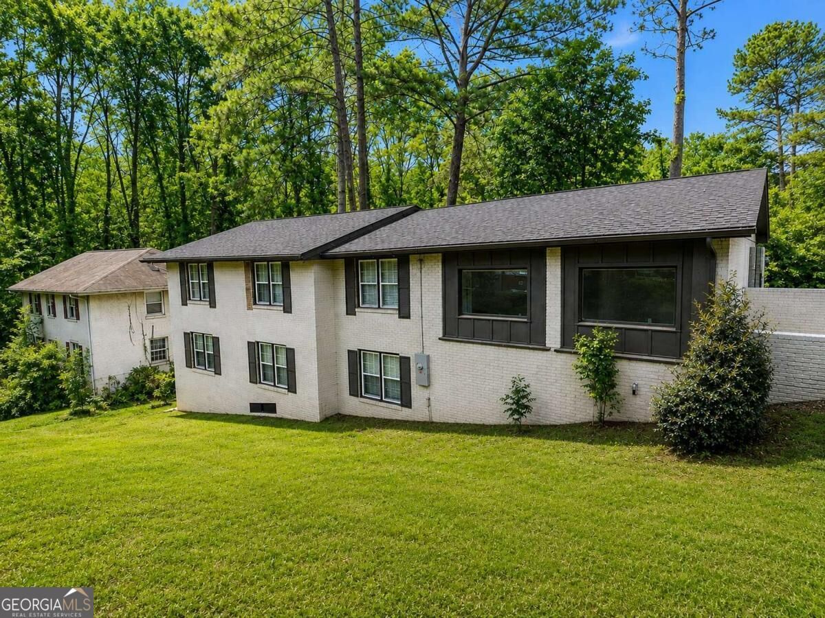 Property Photo: 2851 Headland Drive GA 30344