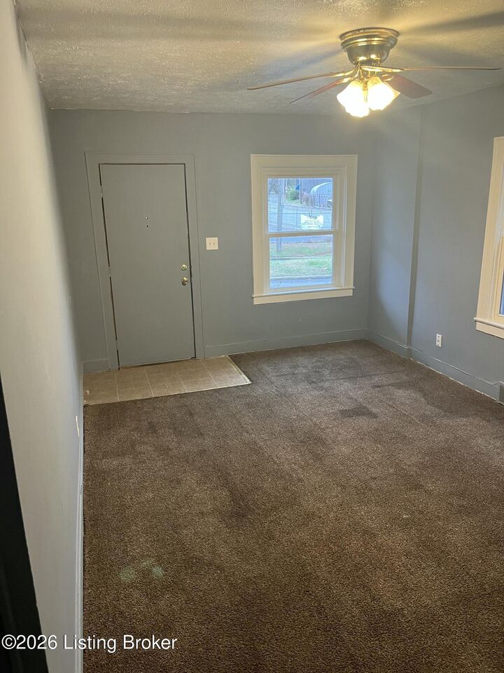 Property Photo: 403 Gernert Ct KY 40217