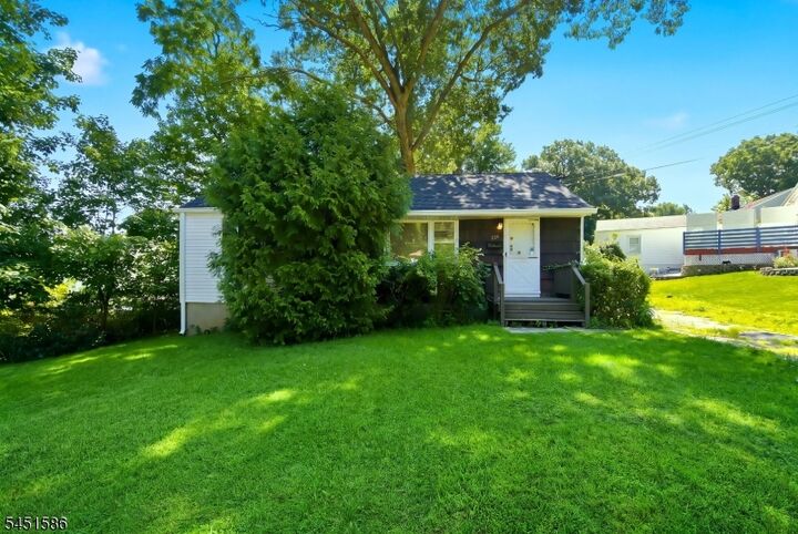 Property Photo:  234 Prospect St  NJ 07801 
