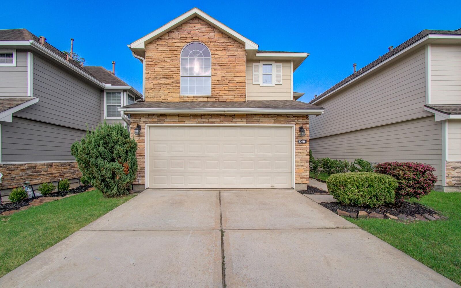 Property Photo:  10918 Tobar Falls Circle  TX 77064 