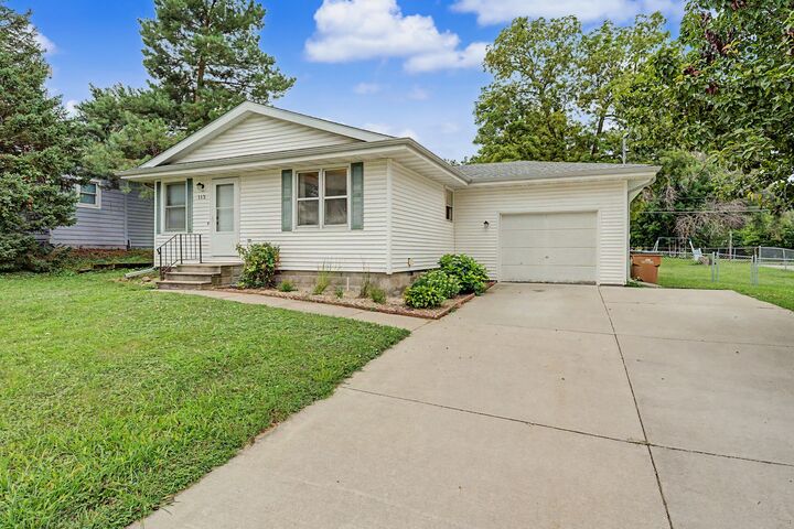 Property Photo: 112 NE Main Street IA 50111