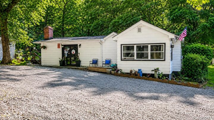 Property Photo:  16 Upper Hillman Road  NY 10990 