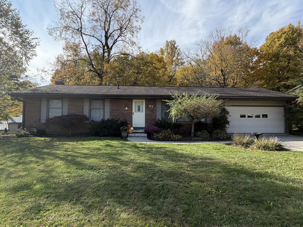 Property Photo: 47 Norfolk Dr OH 44904