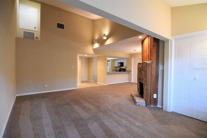 Property Photo: 1068 E Michigan Street B FL 32806