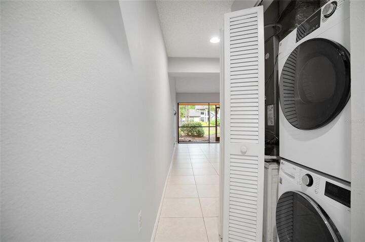 Property Photo:  4717 Winslow Beacon 7  FL 34235 