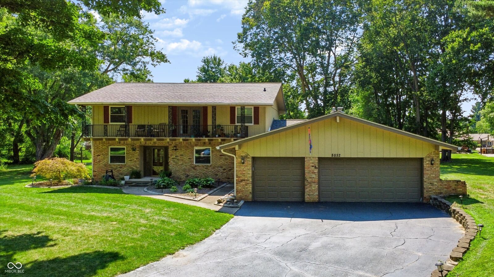 Property Photo:  8852 Ridge Hill Drive  IN 46217 