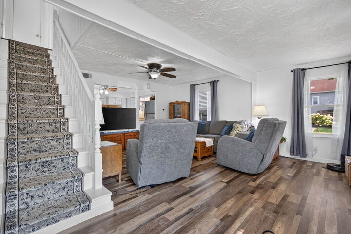 Property Photo: 1712 Wilcox Street IL 60403