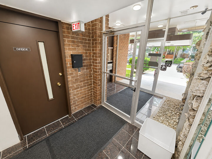 Property Photo:  336 Lathrop Avenue 606  IL 60130 