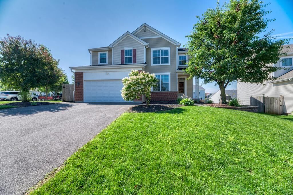 Property Photo:  1515 Elysium Drive  IL 60447 
