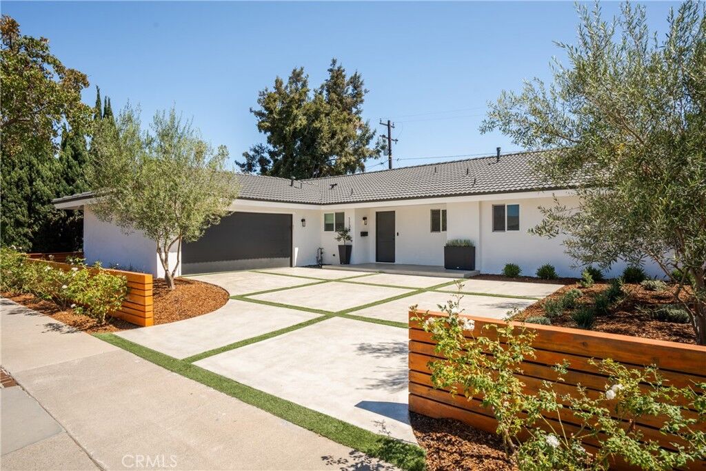 Property Photo: 1133 El Camino CA 92626