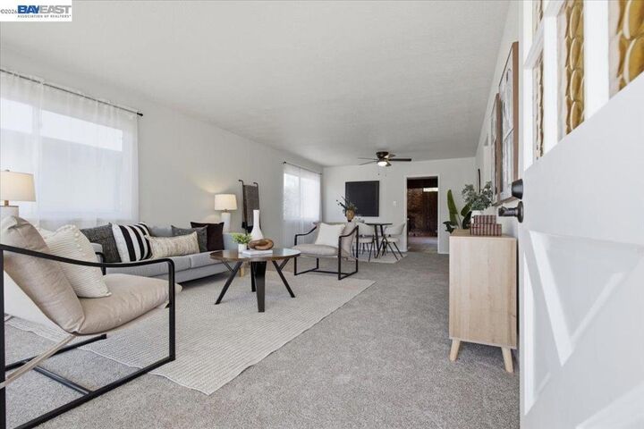 Property Photo:  701 Floresta Blvd  CA 94578 