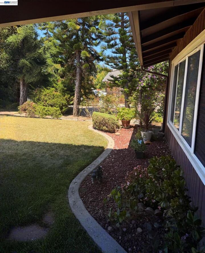 Property Photo:  31342 Santa Fe Way  CA 94587 