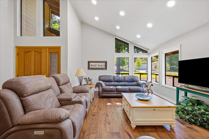 Property Photo: 11306 Ringtail Road CA 95946