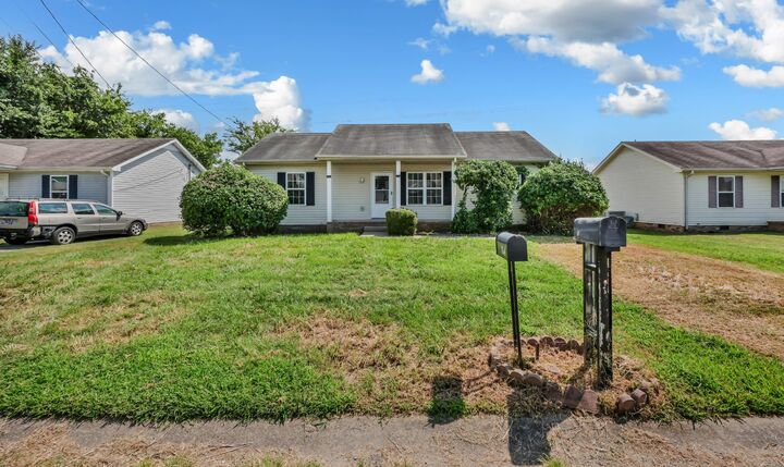 Property Photo:  1634 Hannibal Dr  KY 42262 
