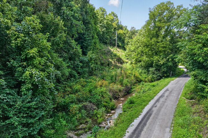Property Photo:  2949 Wilmouth Creek Rd  TN 37095 