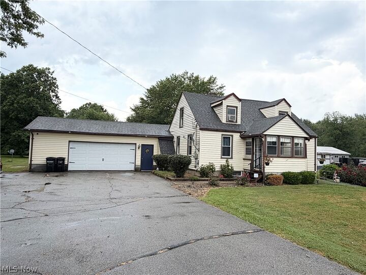 Property Photo: 6819 State Route 46 OH 44410